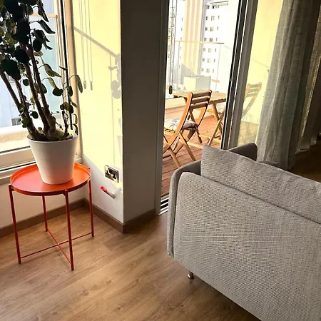 Zeus Downtown Hub With Panoramic View Apartman *