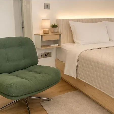 Zeus Downtown Hub With Panoramic View Apartment Nicosia