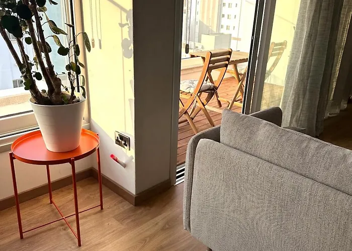 Zeus Downtown Hub With Panoramic View דירה *