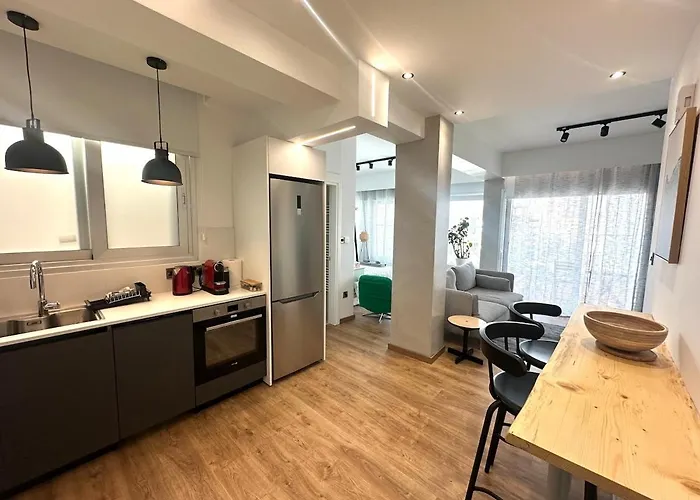 Zeus Downtown Hub With Panoramic View * Nicosia